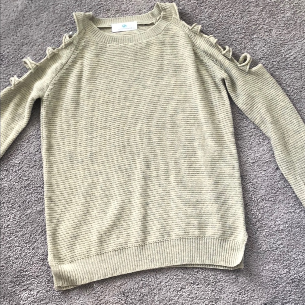 Cut Out Shoulder Sweater in Oatmeal - Picture 3 of 5